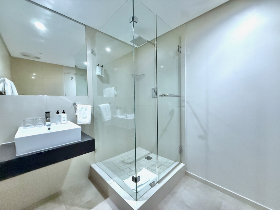 3 Bedroom Property for Sale in Waves Edge Western Cape